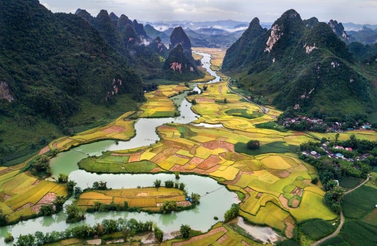 Essence of Vietnam in 7 Days